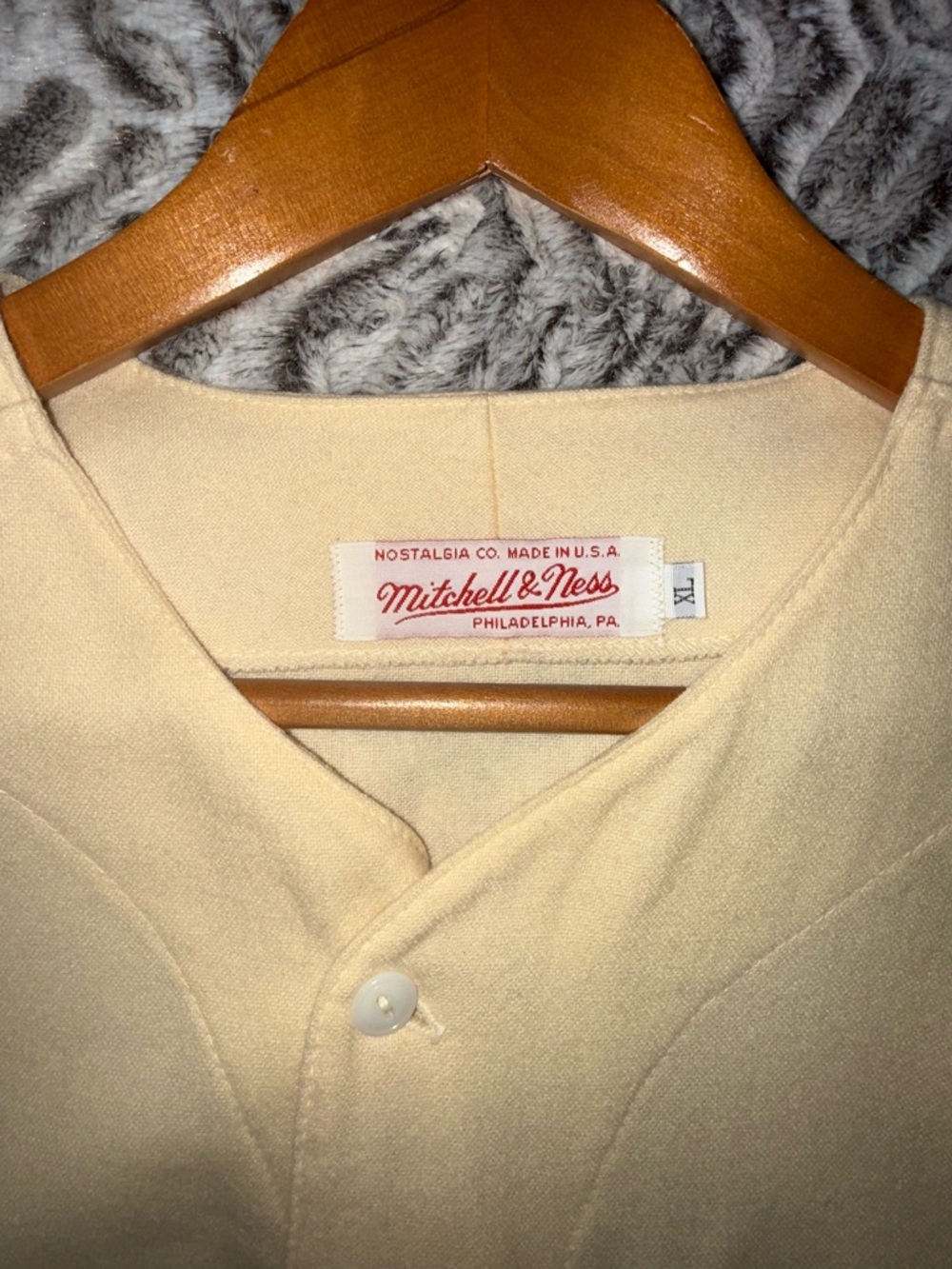 Mitchell & Ness Cooperstown Collection Jackie Robinson Dodgers Baseball Jersey - Picture 4 of 5
